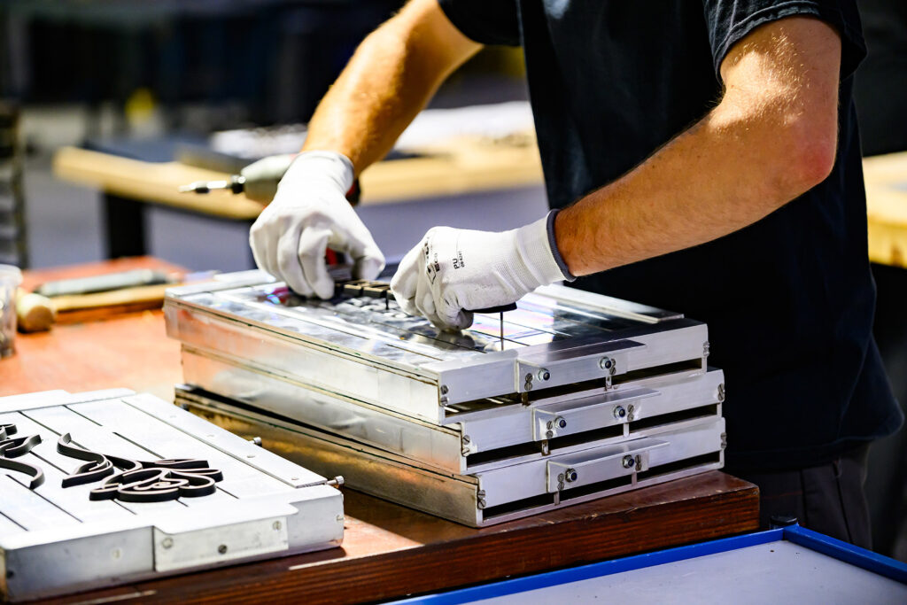 Barthélémy Bronze, Graveur d'Art Funéraire en Drôme